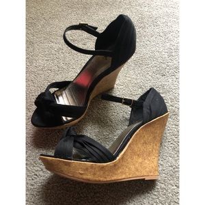 Qupid Ceduce 264 Black Knotted Open Toe Wedge